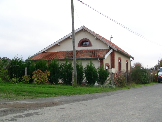 Maison de garde-barrière, près de la Maison Neuve (Miniac-Morvan)