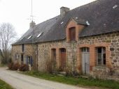 Alignement de maisons, la Machelais (Liffré)