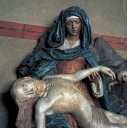 Groupe sculpté de la Vierge de Pitié