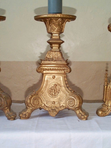 Ensemble 2 de 4 chandeliers d'autel