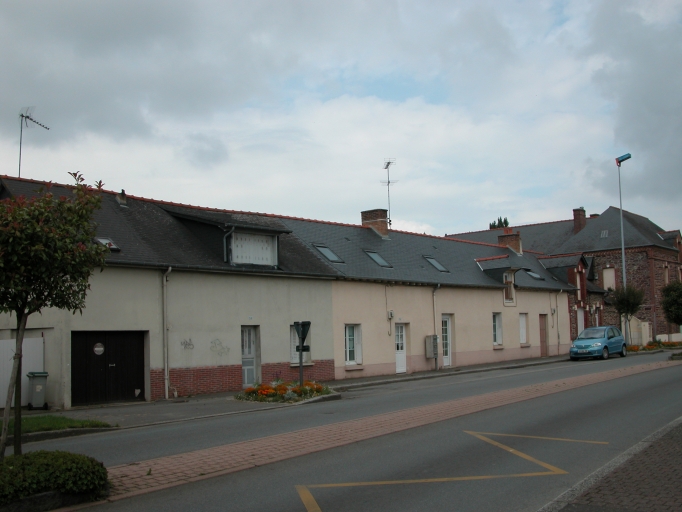 Ensemble de maisons, 50,52,54,56 avenue du Général de Gaulle (Chartres-de-Bretagne)
