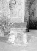 Bénitier, chapelle Saint-Fiacre (Le Faouët)