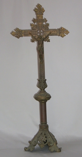 Croix d'autel 3
