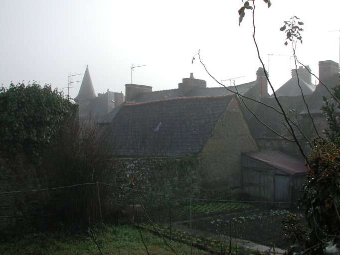 Café, 13, 15 rue de la Barrière (Combourg)