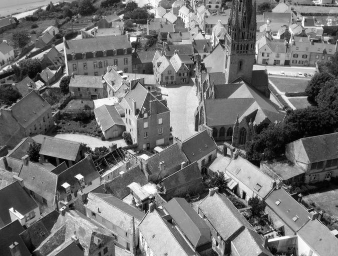 Eglise paroissiale Notre-Dame-de-Roscudon (Pont-Croix)