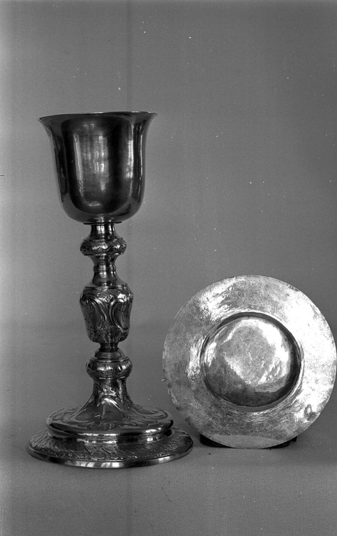 Calice & patène 3, église paroissiale Saint-Pierre, Saint-Paul (Ruffiac)