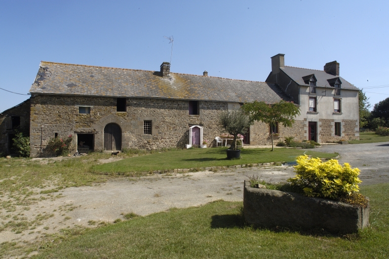 Ferme, les Louvières (Andouillé-Neuville)