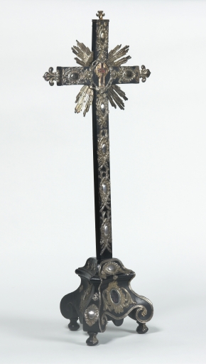Croix-reliquaire