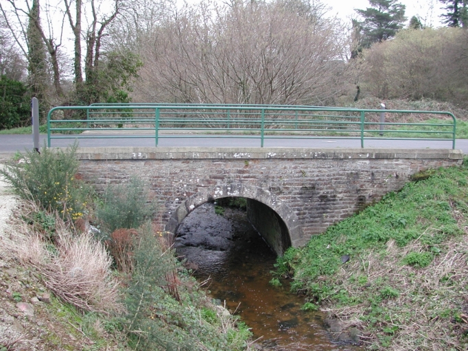 Pont, route de Ploumilliau, Pontol (Ploulec'h)