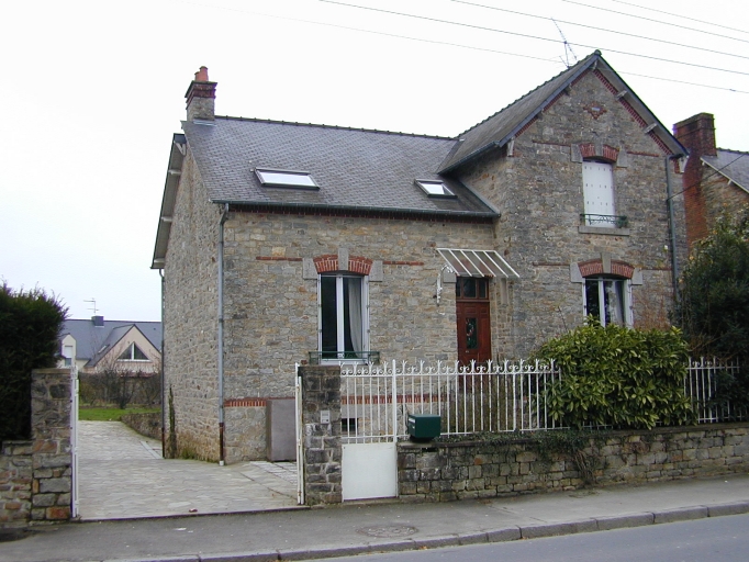 Maison, 3 avenue du Président François Mitterrand (Liffré)