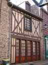 Maison à boutique, 3 rue de la Saulnerie (Montfort-sur-Meu)