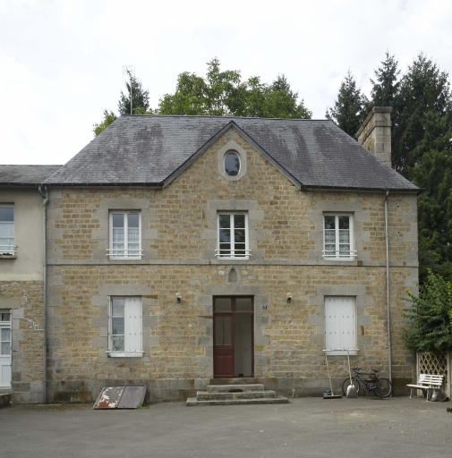 Maisons, 11 boulevard du Général de Gaulle (Antrain fusionnée en Val-Couesnon en 2019)