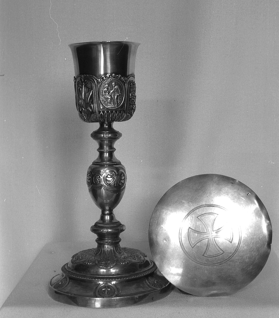 Calice, patène, église paroissiale Sainte-Marie-Madeleine (Meucon)