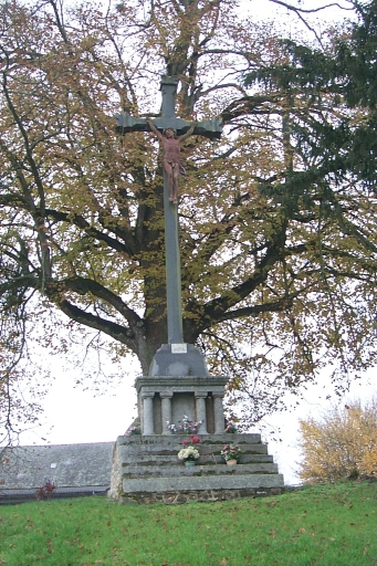 Croix de chemin, le Pont, route départementale 92 (Ercé-près-Liffré)
