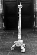 Chandelier pascal, église paroissiale Saint-Laurent (Callac)