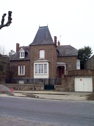 Maison, 15 boulevard Victor Planson (Dol-de-Bretagne)