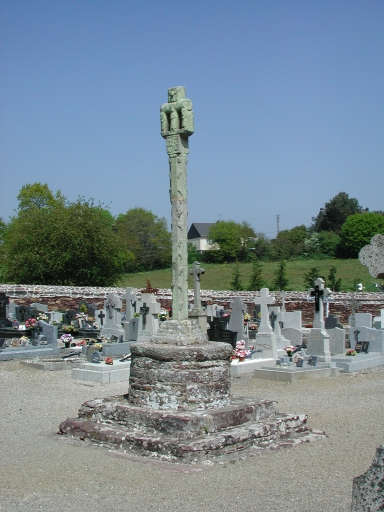 Croix de cimetière (Monterfil)
