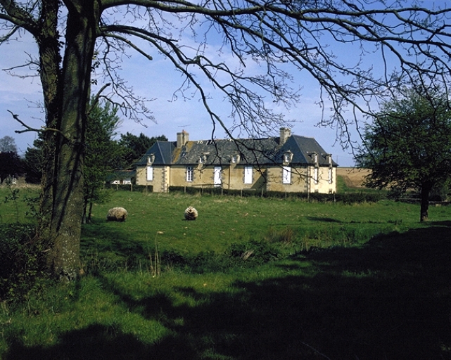 Château de la Motte-Jean (Saint-Coulomb)
