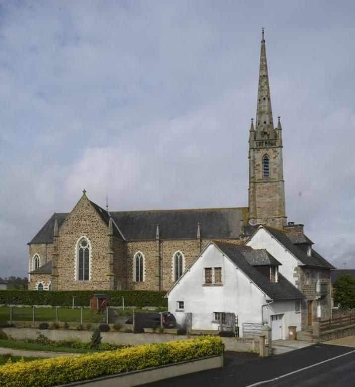 Église paroissiale Saint-Pierre, Saint-Paul (Marcillé-Raoul)