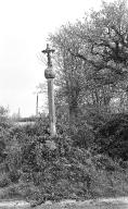 Croix monumentale, Ar Pemp Hent (Pleumeur-Gautier)