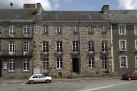 Immeuble, 5 place de la Mairie (Hédé fusionnée avec Bazouges-sous-Hédé pour former la commune de Hédé-Bazouges en 2009)