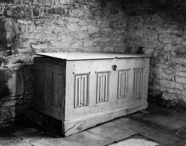 Coffre (2), chapelle Saint-Gobrien (Saint-Servant-sur-Oust)