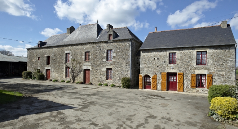 Manoir dit le Châtel (Plouasne)