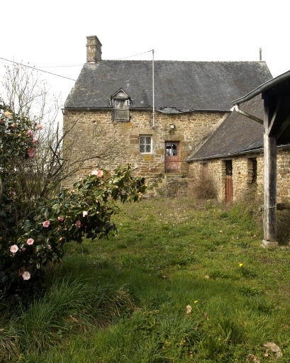 Ferme, les Trois Vergers (Montours fusionnée en Les Portes du Coglais en 2017)