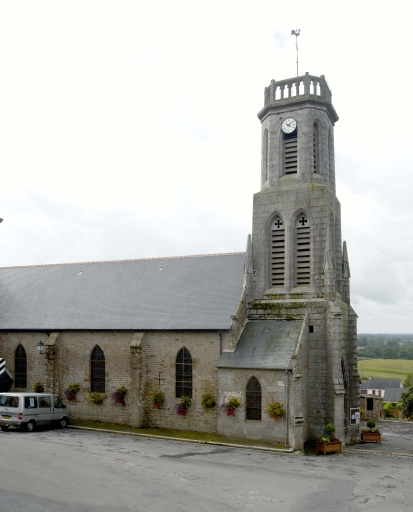 L'église paroissiale Saint-Martin (Montours fusionnée en Les Portes du Coglais en 2017)