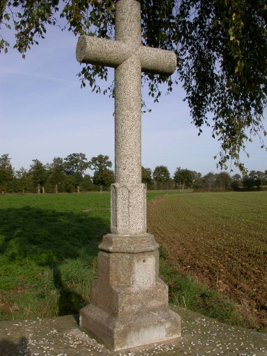 Croix de chemin, Bazouges-sous-Hédé, le Cruel (Bazouges-sous-Hédé fusionnée avec Hédé pour former la commune de Hédé-Bazouges en 2009)