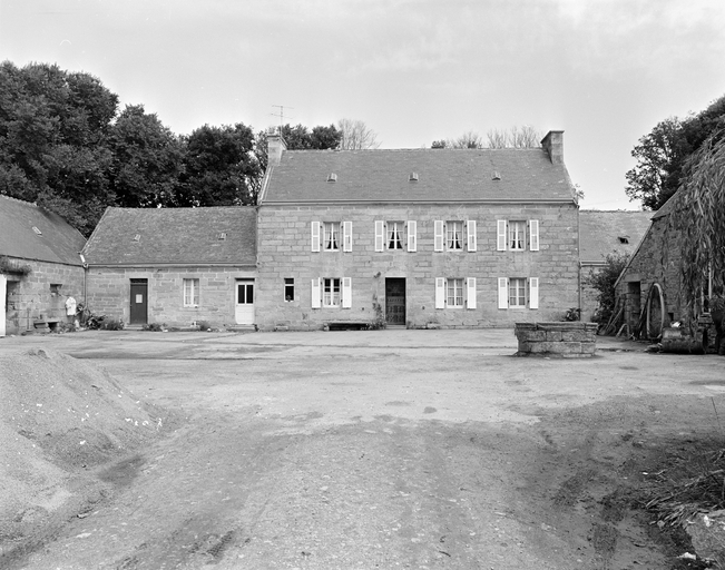 Manoir, Kerguivit (Pouldreuzic)