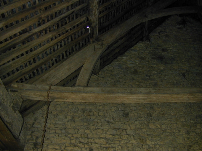 Charpente de l'ancienne chapelle priorale de Rallion (La Bouëxière)