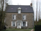 Ancienne ferme, V.C. 3 (Tressé fusionnée en Mesnil-Roc'h en 2019)