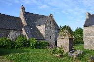 Ferme et puits de Coat Arzur (Ploubezre)