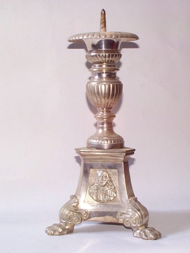 Chandeliers d'autel (6)