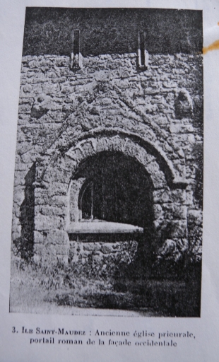 Ancienne église prieurale de l'Île Maudez (Lanmodez)