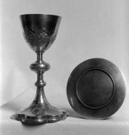 Calice, patène (3), église paroissiale Saint-Caradec (Saint-Caradec-Trégomel)