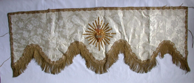 Garniture de dais de procession