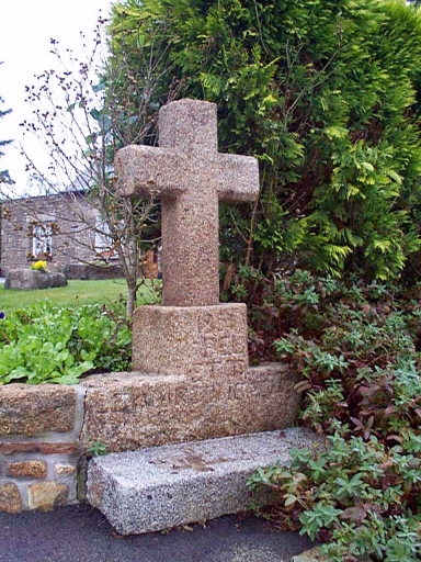Croix de chemin, la Croix de Pierre (Epiniac)