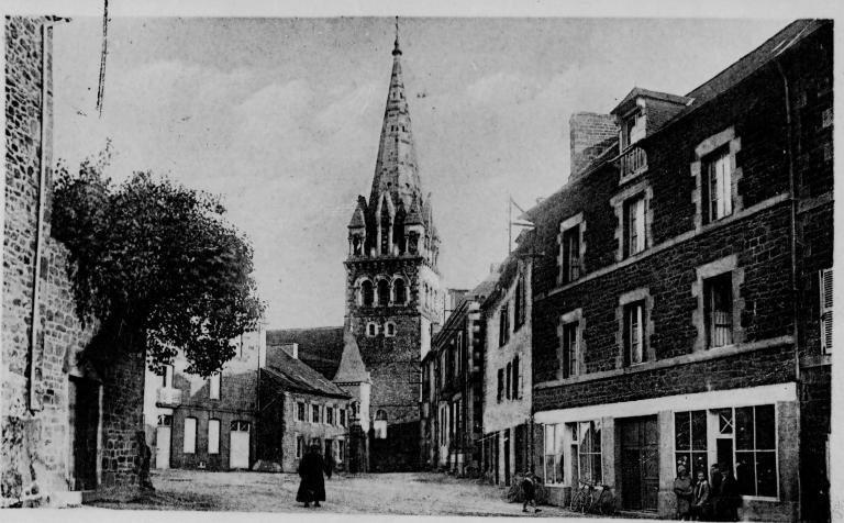 Les places de la commune de Bécherel