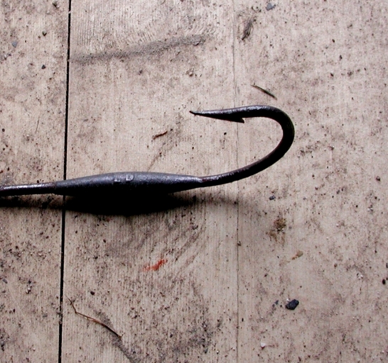 Outils de grande pêche : hameçons dits faux (Binic fusionnée en Binic-Etables-sur-Mer en 2016)