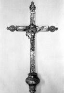 Croix de procession (2), église Notre-Dame de la Tronchaye (Rochefort-en-Terre)