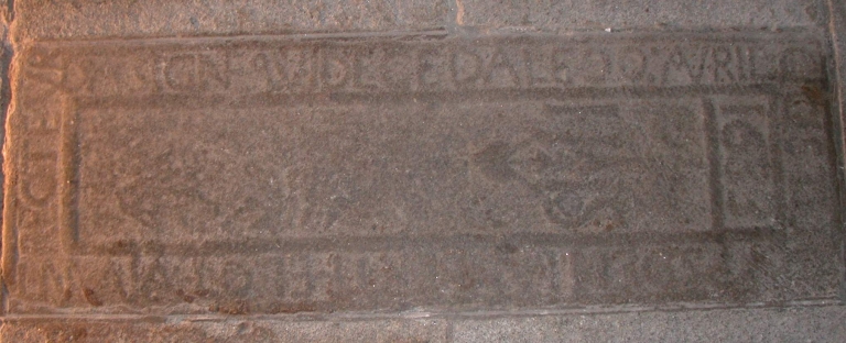 Dalle funéraire de l'abbé Jean Berthelot