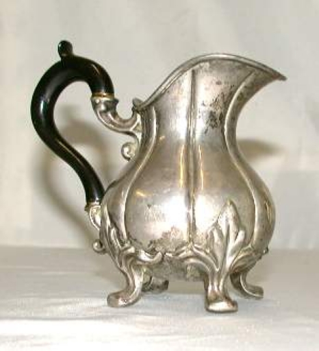 Pot à lait