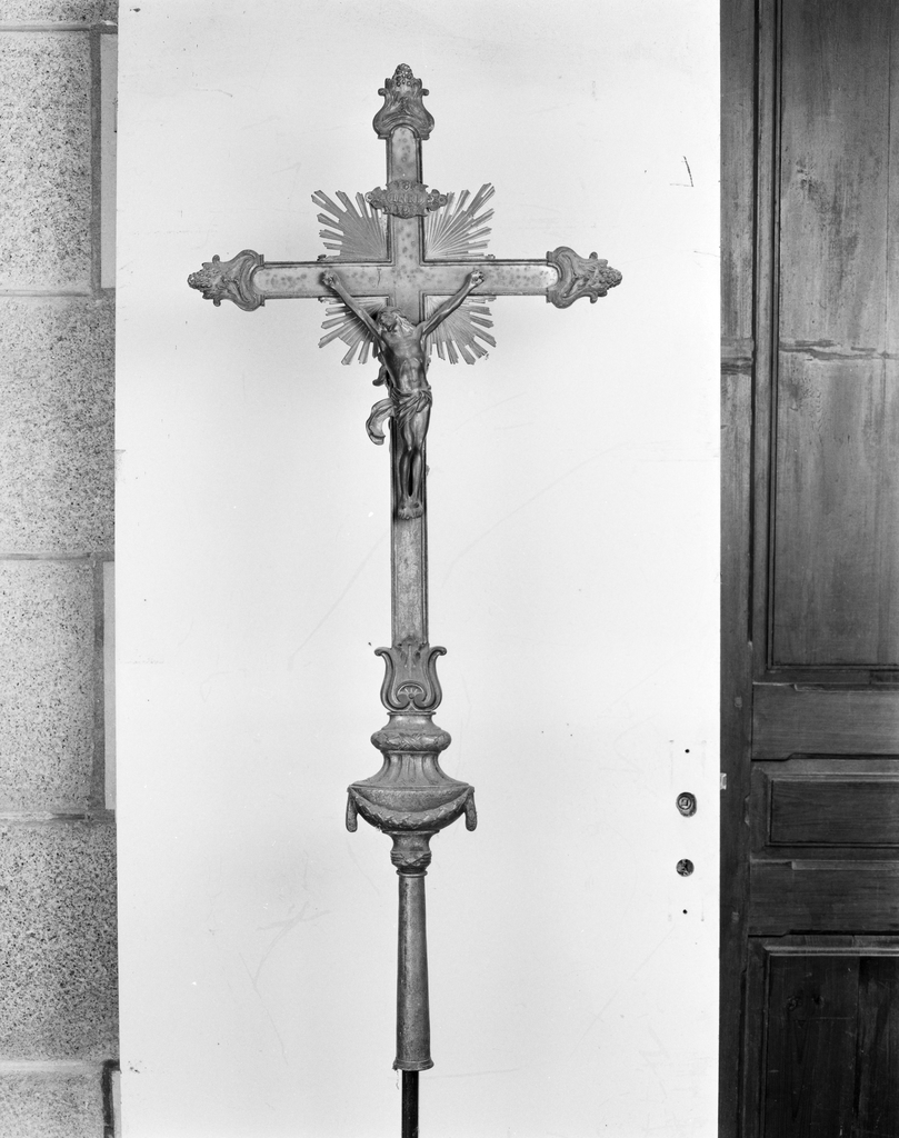 Croix de procession (n° 2), église paroissiale du Sacré-Coeur (Pont-Scorff)