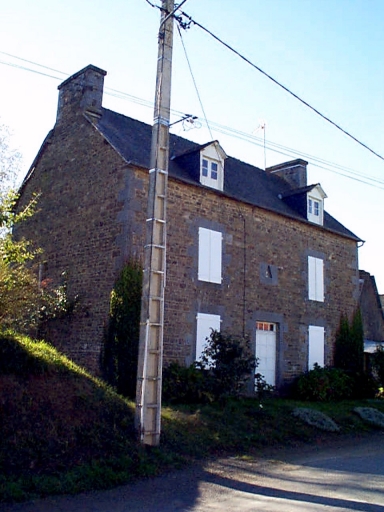 Ferme, rue des Sports (Epiniac)