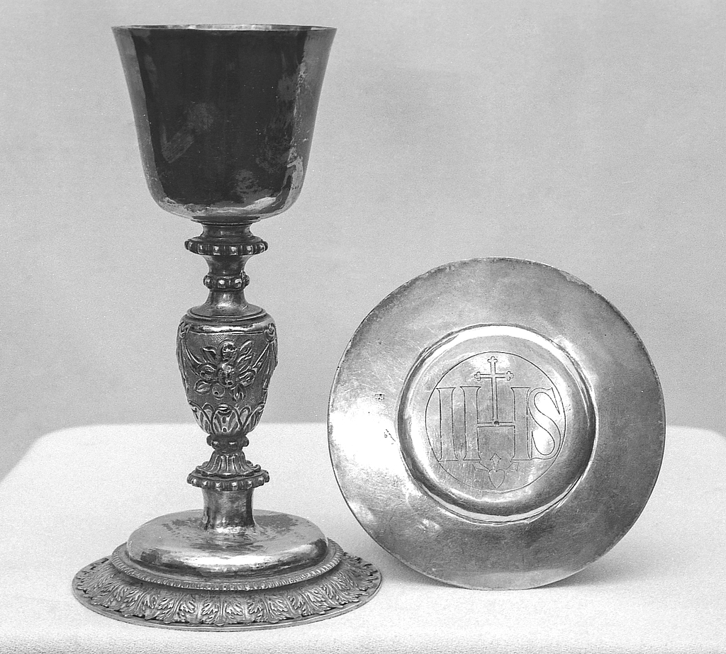 Calice, patène (4), église paroissiale Saint-Sixte (Limerzel)