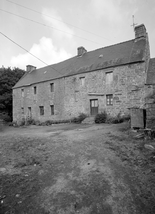Maison, Saint-Méen (Le Saint)