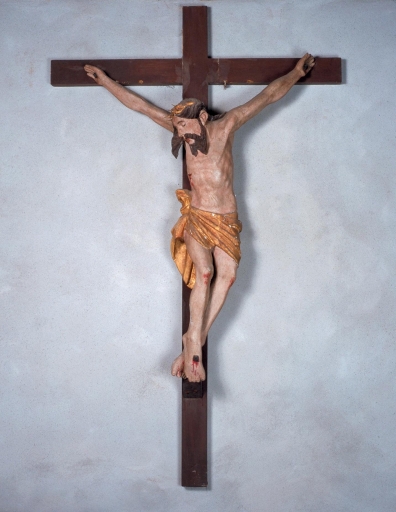Statue de Christ en croix