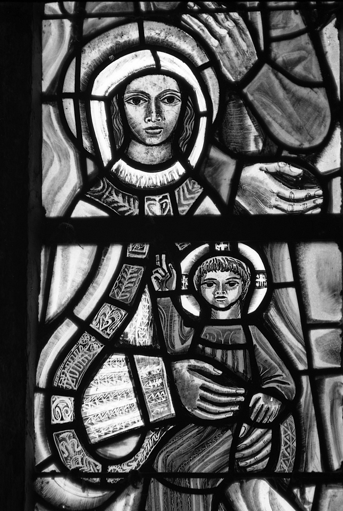 Verrières (7) : Apparition de la Vierge à sainte Bernadette, saint Herbot et saint Thelleau, Nativité aux bergers et aux mages, Annonciation, saint Corentin et saint Paban (1 à 7), verrières à personnages, église paroissiale Saint-Paban (Pouldreuzic)